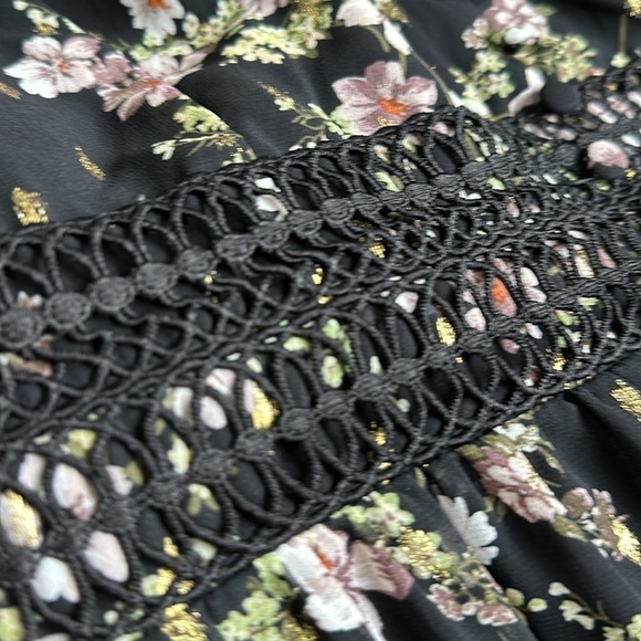 Aqua brand boho V-Neck Midi Dress with mini floral pattern and crochet trim - Picture 11 of 14